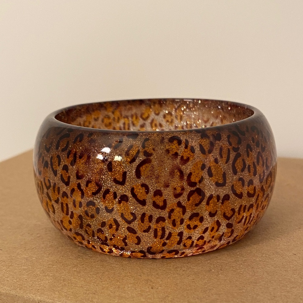 Bangel Chunky Cheetah Print Glitter Bracelet